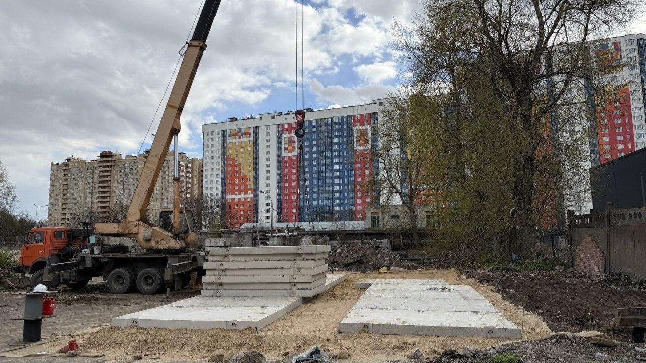 Апрель, 2026