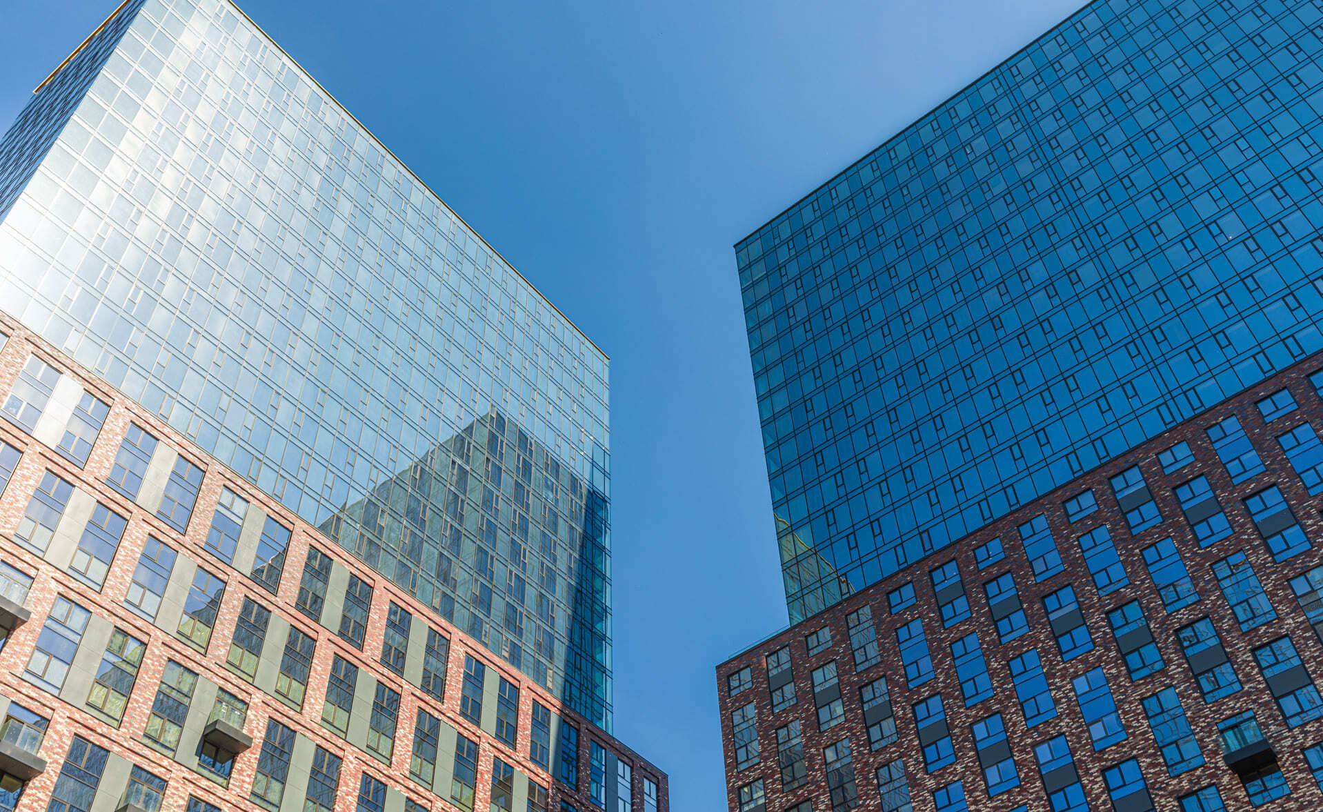 Аукцион машино-мест в Level Причальный